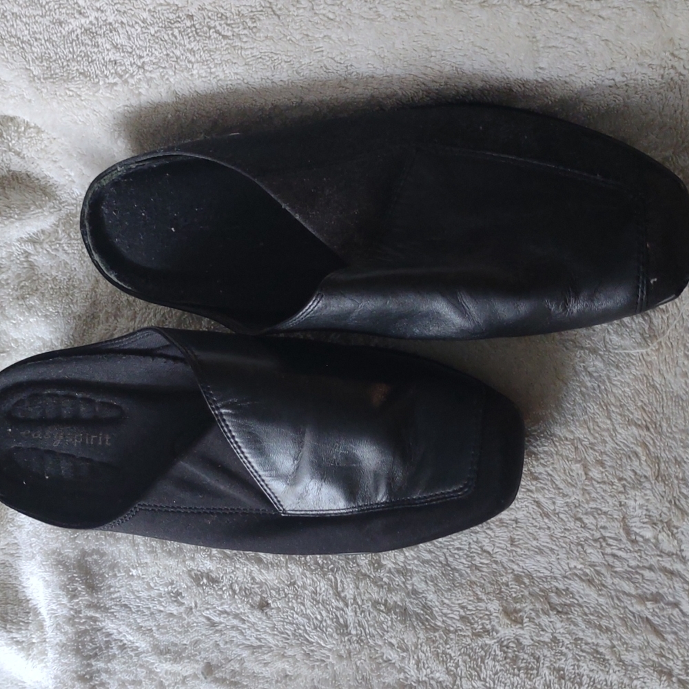 Women's mule's